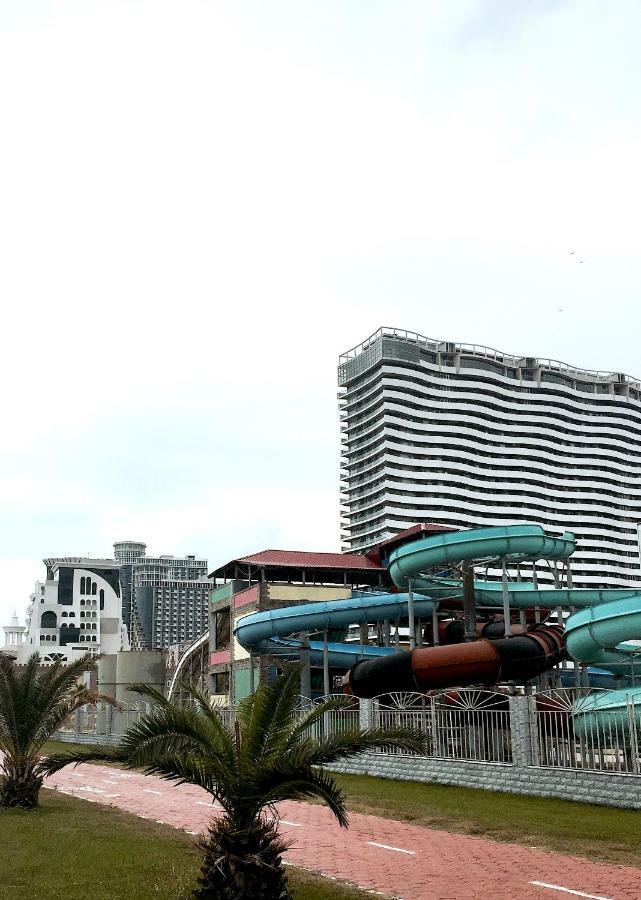 Orbi Sea Towers Apartments Batoumi Extérieur photo